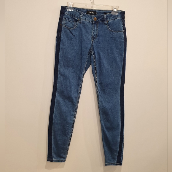 Nanette Lepore side stripe Nolita Skinny jeans, blue, size 6 - Picture 2 of 5